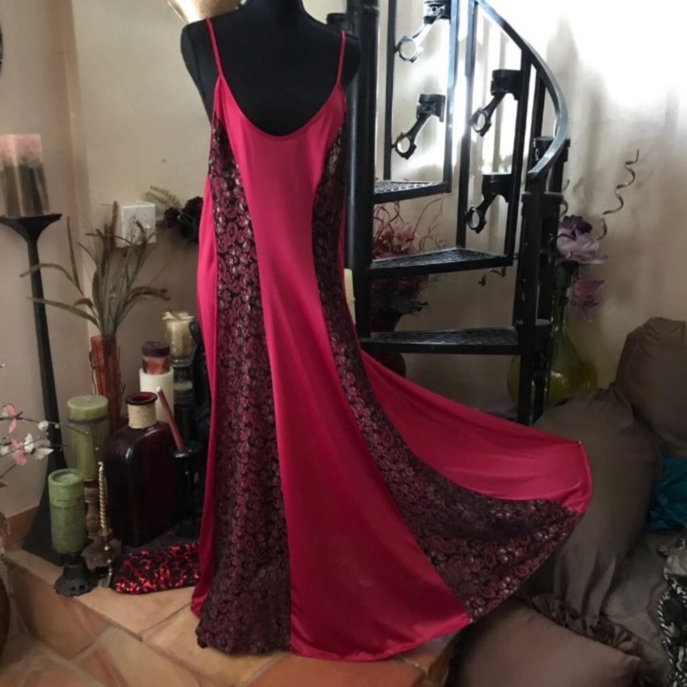 NWT Burgundy Full Sweep Floral Lace Panels Long Maxi Nightgown Slip Dress Plus